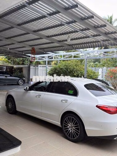 Mercedes C200 Avantgarde plus 2023 Trắng 26793 km