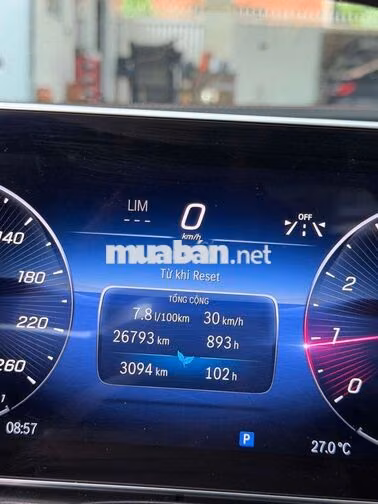 Mercedes C200 Avantgarde plus 2023 Trắng 26793 km