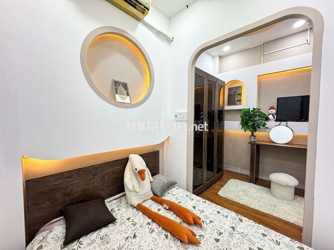 STUDIO mới 100% full NT Ngay đh Bách Khoa , Mở, Trường Đua Phú Thọ,