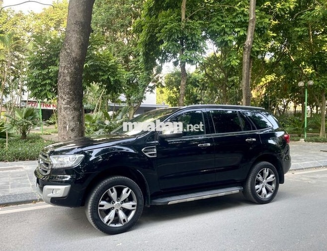 Ford Everest Titanium 3.2L 4x4 AT 2016 Đen 11 vạn
