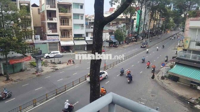 Mặt tiền rộng, Kinh doanh được nhiều ngành nghề