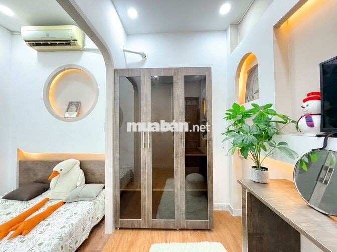 STUDIO mới 100% full NT Ngay đh Bách Khoa , Mở, Trường Đua Phú Thọ,