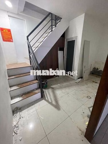 🔥1 CĂN *** NGUYỄN TRÃI, QUẬN 1 – NHÀ 3 TẦNG, DIỆN TÍCH 90M²! ✨