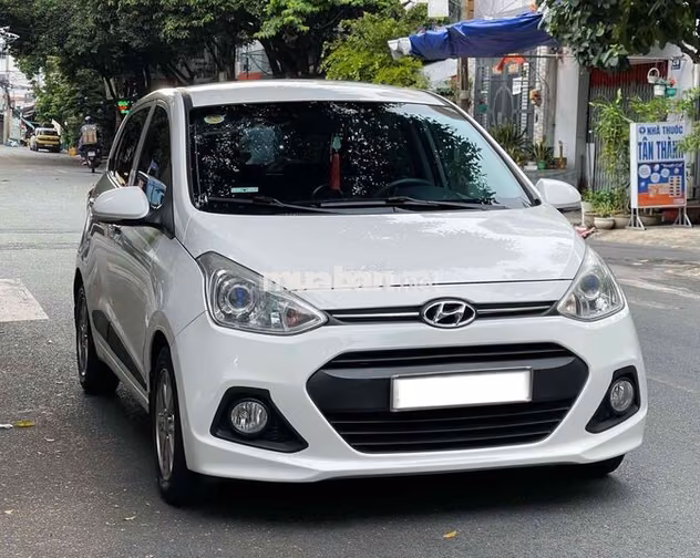 Hyundai i10 2015 1.2 bản đủ Tự động Trắng