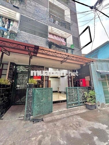 CHO MẶT BẰNG KINH DOANH Ở ĐƯỢC NGAY ĐẦM SEN - LẠC LONG QUÂN