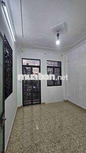 Nhà 3 Tầng ở lê văn lương phước kiển DTS 65M2