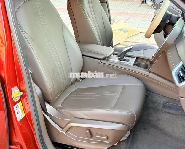 VinFast Lux SA 2.0 Turbo 2019 Base Đỏ 71.000km