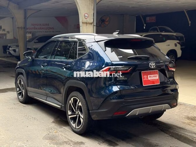 Toyota Yaris Cross 2025 1.5V Xanh, đen 14.294km