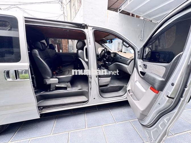 Hyundai Starex 2016 Số sàn Bạc