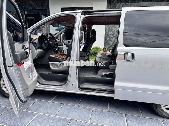 Hyundai Starex 2016 Số sàn Bạc