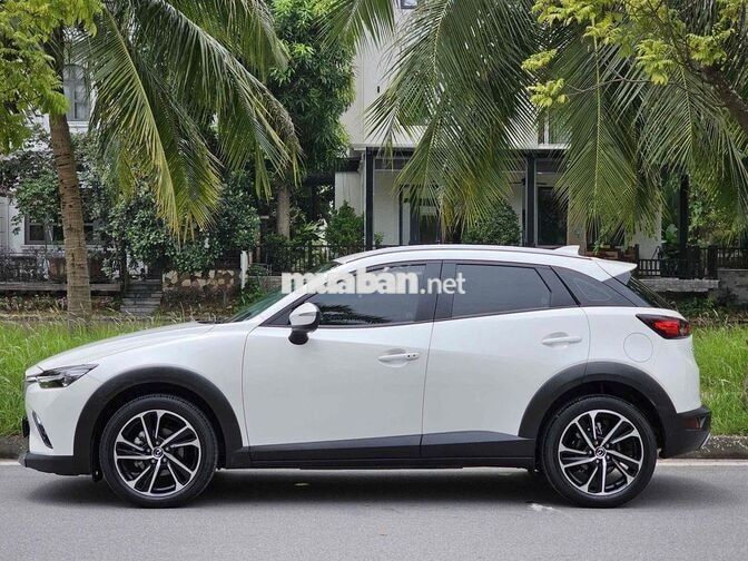 Mazda CX3 Luxury 2025 8000km Trắng