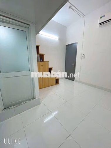 Phòng Sinh Viên/ Đi làm giá Hạt dẻ