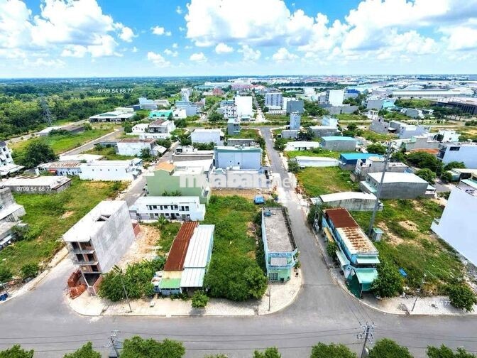 XOAY VỐN BÁN GẤP NỀN 5x21m GẦN ĐƯỜNG SỐ 8 GIÁ 1tỷ920