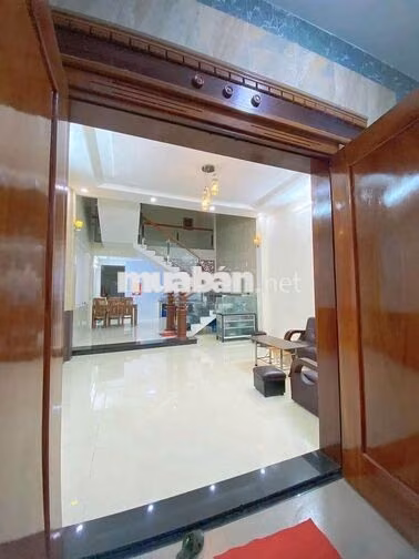 NHÀ 2 TẦNG 2PN 2WC MT KHU MÂN THÁI