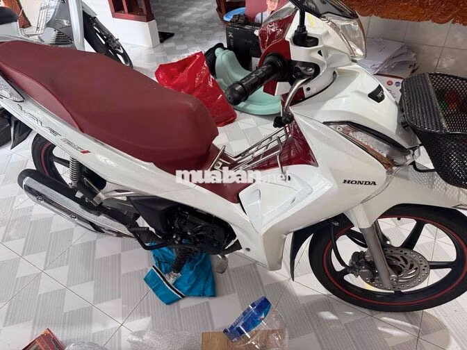 Honda Wave 125i Trắng, Đỏ Xe số