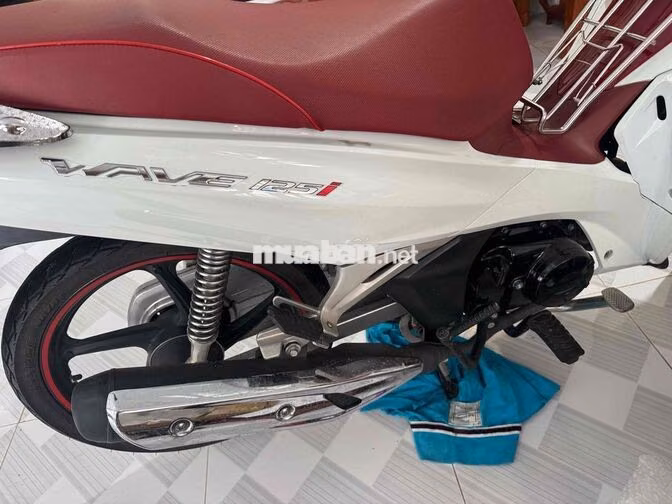 Honda Wave 125i Trắng, Đỏ Xe số