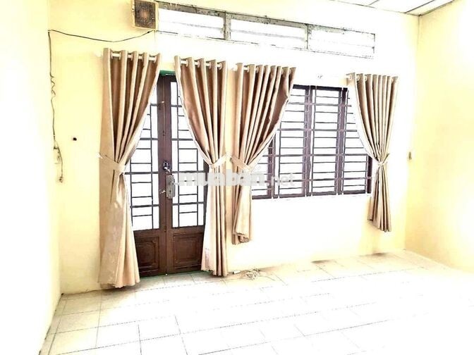 nhà trống dọn vào ỏ trong ngày