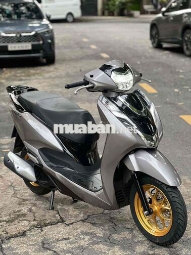 Honda Lead 2021 Bạc Porsche mâm vàng mạnh mẽ