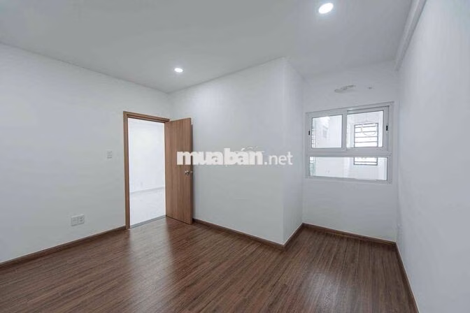 Cho thuê căn hộ Conic Boulevard 84m2 2pn 2wc, tầng 10 view thành phố