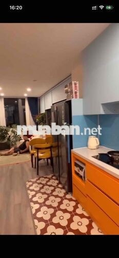Mình gửi clip căn 2pn nhé. Địa chỉ : 606/56 đường 3/2 phường Diên Hồng