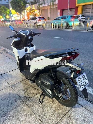 Honda Vario 125 2024 Trắng