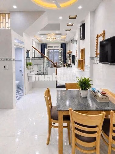 Cho thuê nhà 2PN 2WC – Lê Văn Thọ, Gò Vấp gần công viên Làng Hoa