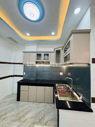 Hàng Ngộp 1 căn duy nhất trên đưỡng Trường Sa Quận 3 66m2 sổ sẵn 