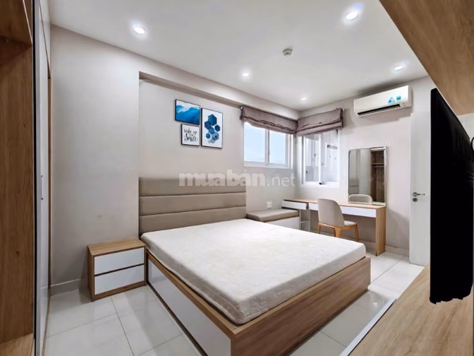 Central Plaza- Full NT, nhà mới, 2PN, Giá 14 triêu/th, 73m2 đang trống