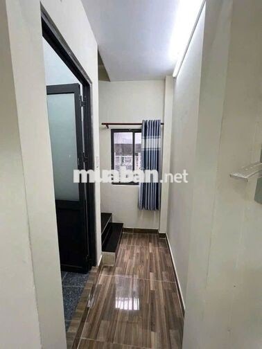 NHÀ 2PN ĐẦY ĐỦ NỘI THẤT NGAY CV 23/9 QUẬN 1
