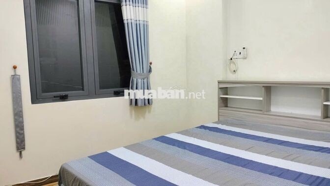 NHÀ 2PN ĐẦY ĐỦ NỘI THẤT NGAY CV 23/9 QUẬN 1