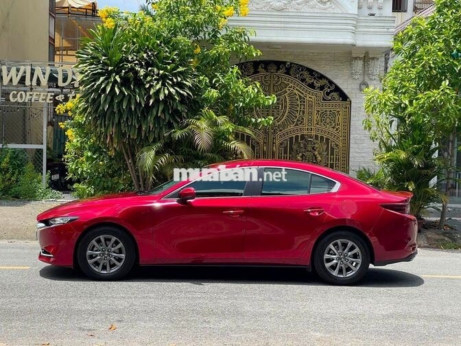 Mazda Mazda 3 1.5AT Luxury 2022 Đỏ 26.000 km