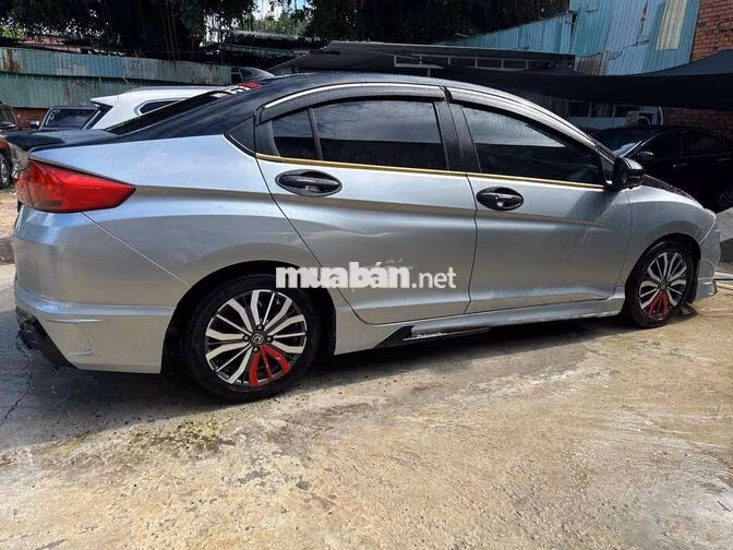Honda City 2018 Bạc Tự động