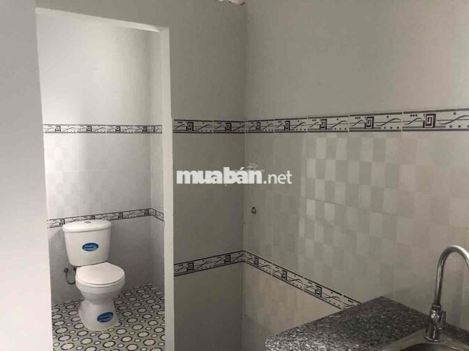 cho thuê nhà trọ sân vườn ngay chợ phú xuân