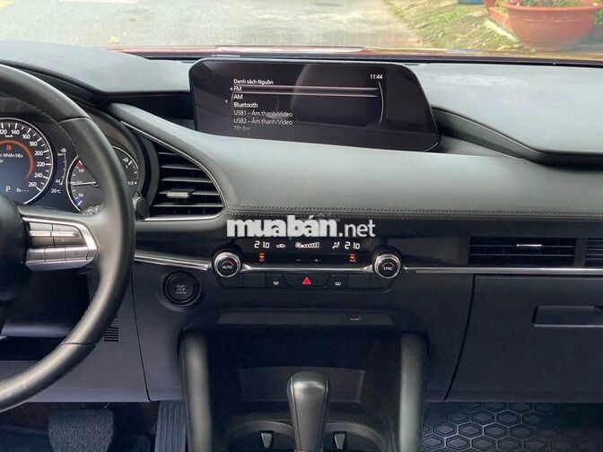 Mazda Mazda 3 1.5AT Luxury 2022 Đỏ 26.000 km