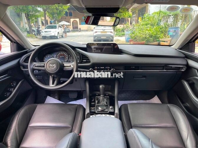 Mazda Mazda 3 1.5AT Luxury 2022 Đỏ 26.000 km