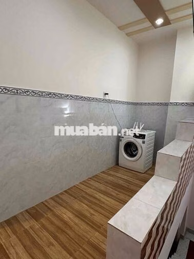 Phòng 16m2 có cửa sổ, ngay chợ Tân Trụ, p15, Tân Bình