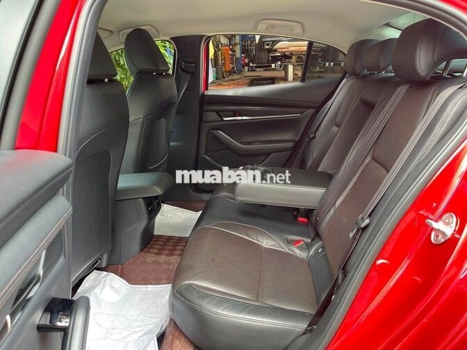 Mazda Mazda 3 1.5AT Luxury 2022 Đỏ 26.000 km