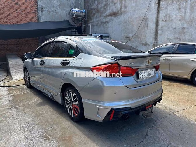 Honda City 2018 Bạc Tự động