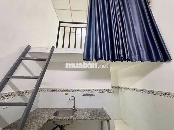 chính chủ cho thuê trọ gác đúc cao ngay KTX KHU A,an ninh, không ngâpk