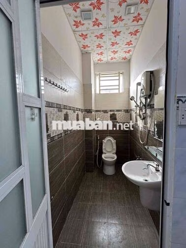 Phòng 16m2 có cửa sổ, ngay chợ Tân Trụ, p15, Tân Bình