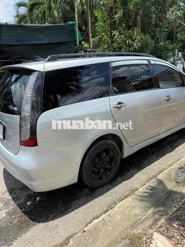 Mitsubishi Grandis 7 chỗ Số tự động Bạc