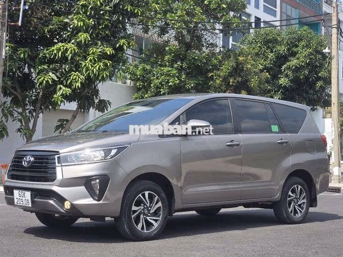 INNOVA 2.0E SX 2023 MT 63000KM BẢO HÀNH 1 NĂM