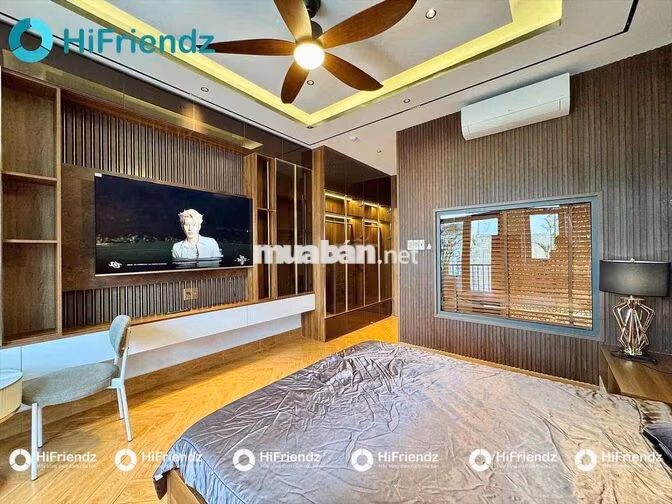 CHDV BAN CÔNG FULL NỘI THẤT LUXURY NGAY CÔNG VIÊN LÀNG HOA