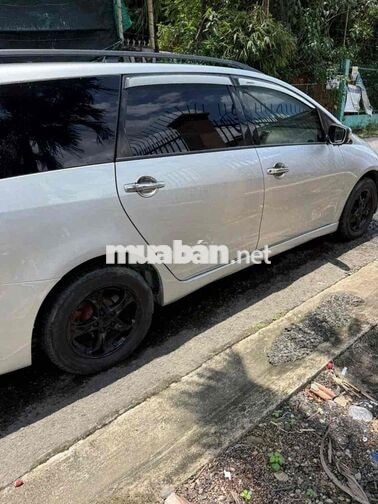 Mitsubishi Grandis 7 chỗ Số tự động Bạc