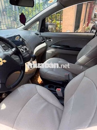 Mitsubishi Grandis 7 chỗ Số tự động Bạc