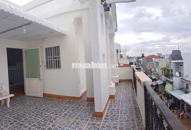 bán nhà mặt tiền đường nguyễn văn trổi,p.ninh kiều,tp.cần thơ