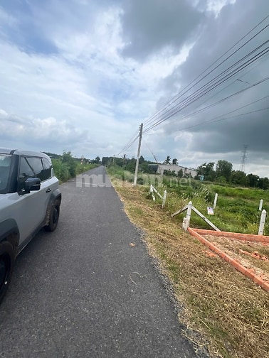 297m2 full thổ. 2 mặt tiền nhựa. Dân đông. 680tr có TL 