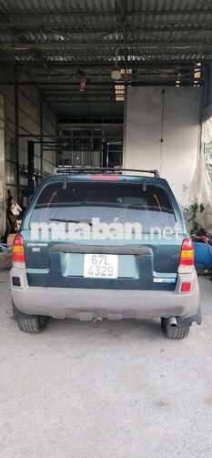 Ford Escape 2002 Tự động