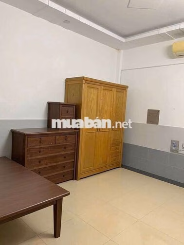 CHO THUÊ NHÀ FUN NỘI THẤT MT GIÁ 10TR 