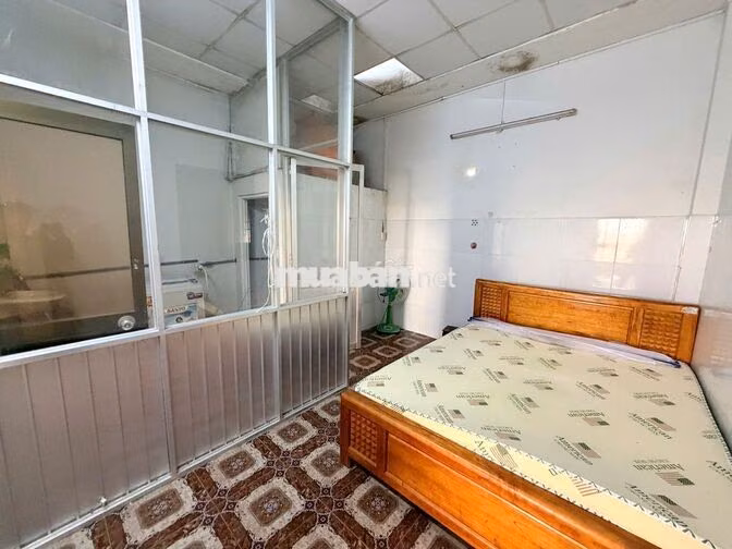 Nhà trệt lửng lầu 2PN đường Trần Hưng Đạo nối dài 7 triệu